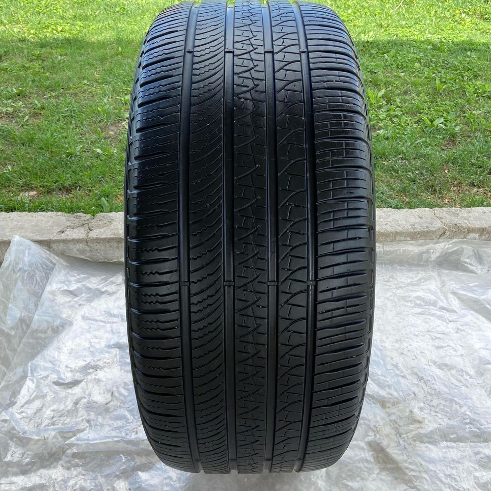 летние шины Pirelli 8шт