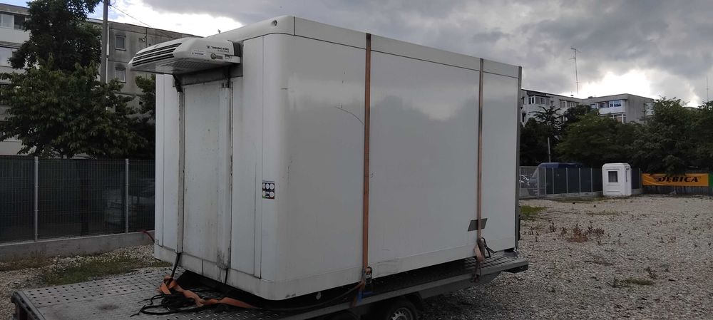 Cub frigorific , bena, container, magazie , Iveco , depozitare