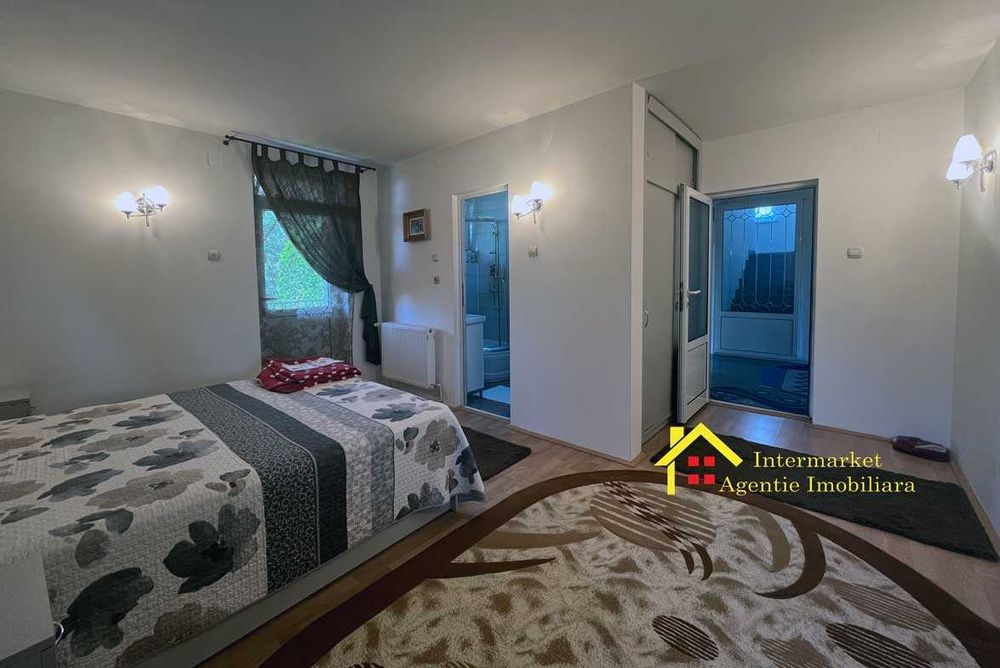 de vanzare casa tip vila zona Dedeman