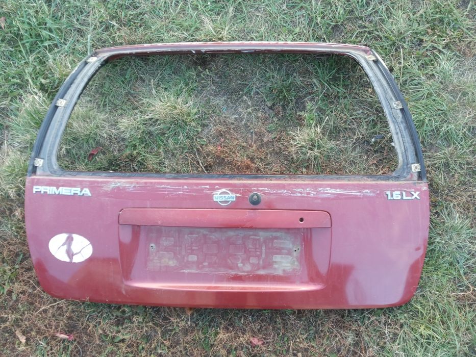 Продам дверь багажника ниссан примера W 10