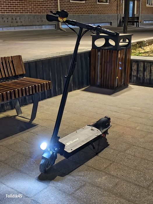 Электросамокат в хорошем состоянии, продаю по дешёвке