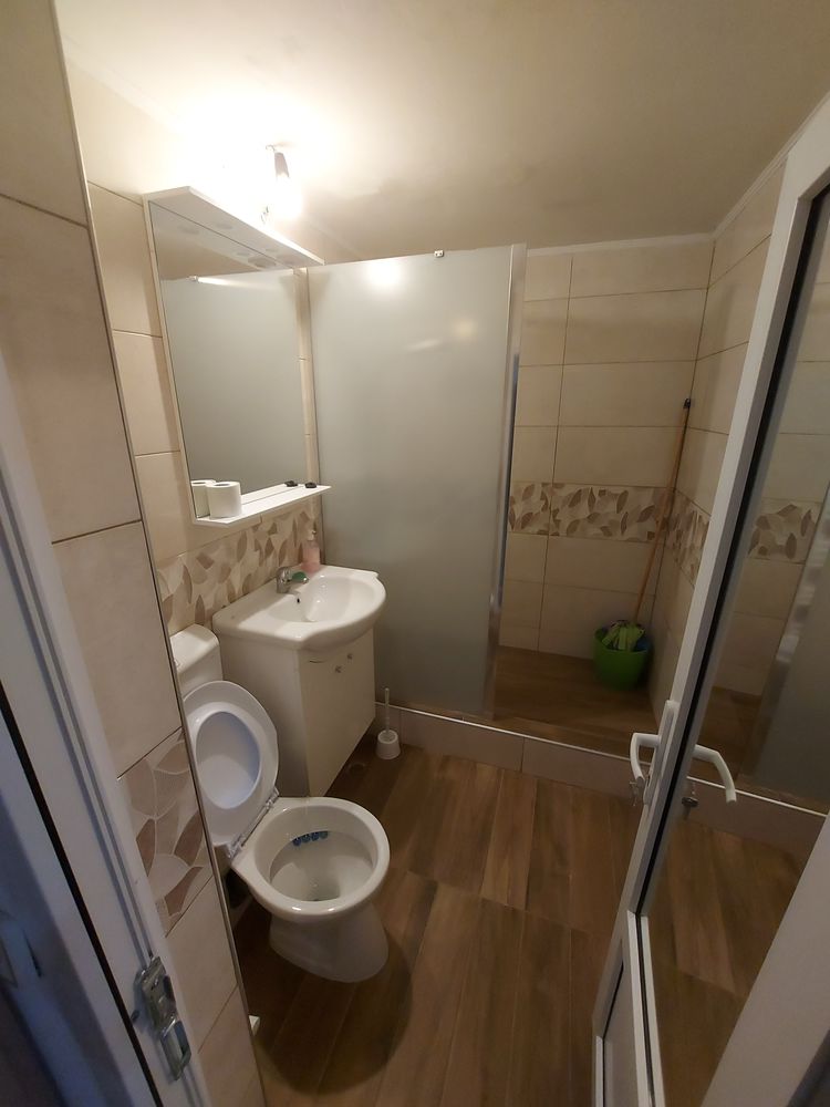 Inchiriez apartament cu 2 camere zona Rogerius