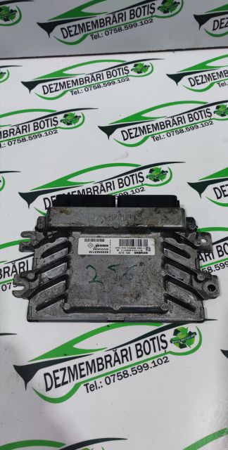 Calculator motor ECU 8200483732 Dacia Logan prima generatie