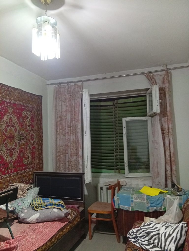 3хоналик квартира сотилади. 30 000 долларов