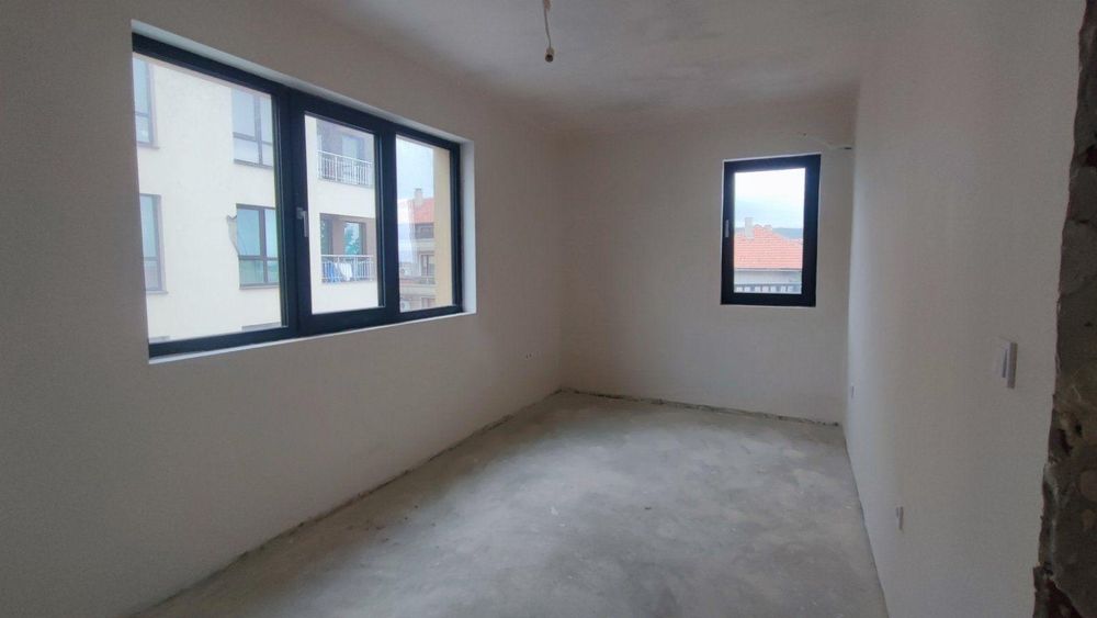 Продава се Тристаен апартамент в Варна, Виница - 125 кв.м за 961 €/кв.м - Снимка #5