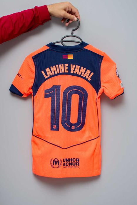 Чисто нова детска фланелка LAMINE YAMAL FC Barcelona 25/26