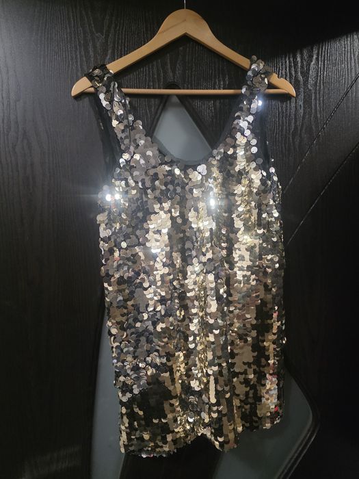 Дамски топ с пайети