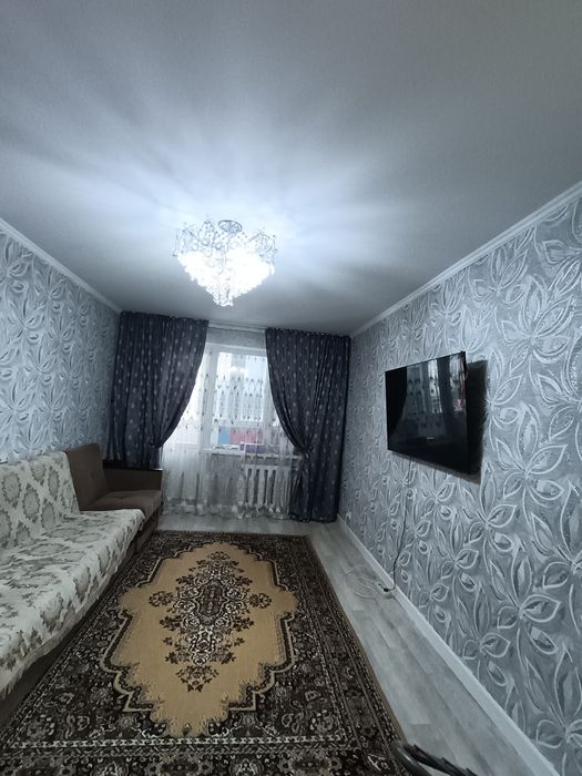 Продам трех комнатную улутшеной планировке квартиру