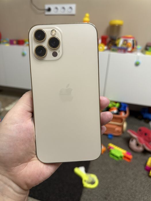Продам Apple iPhone 12pro maks