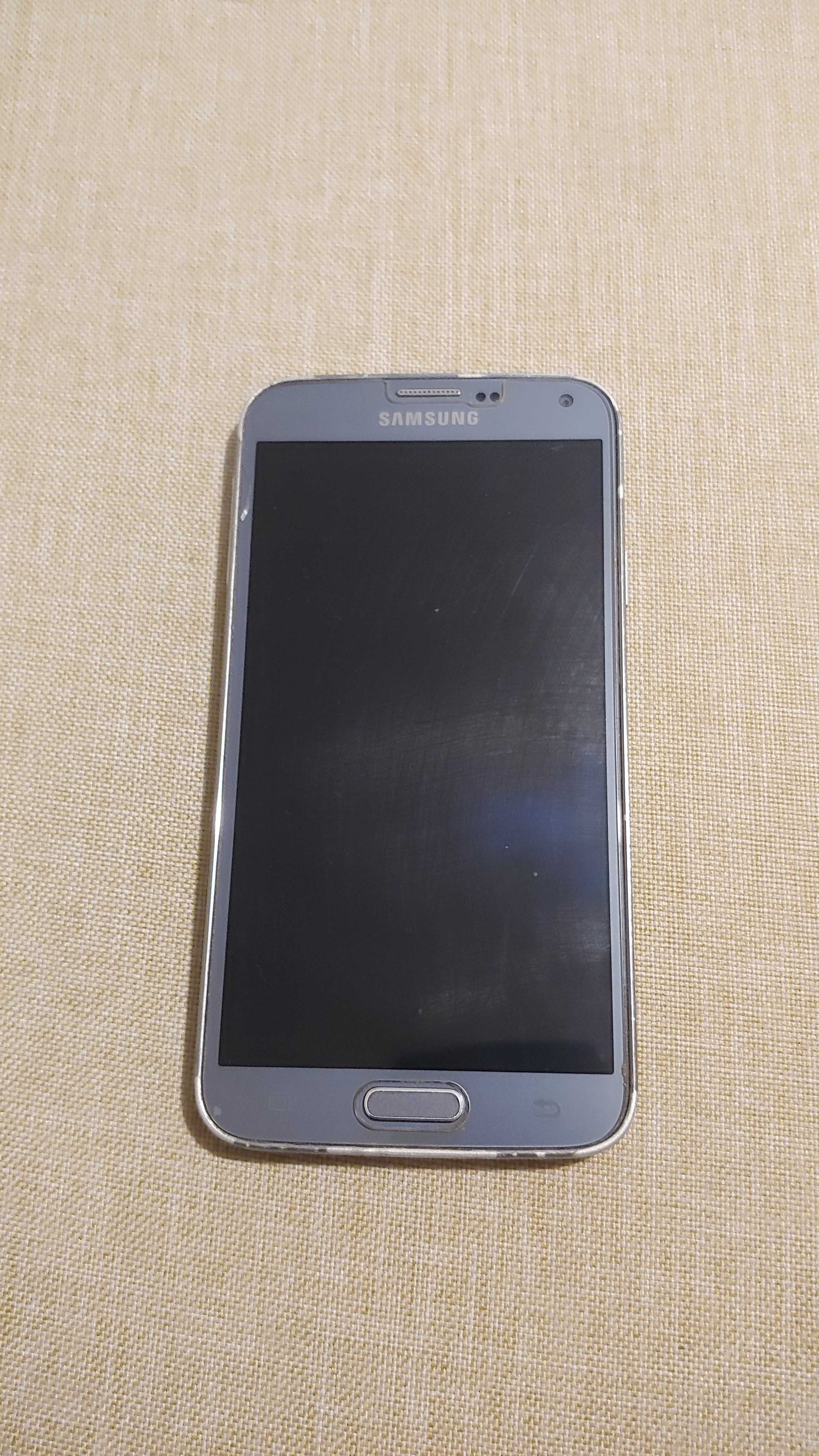 Продавам Samsung s5 neo