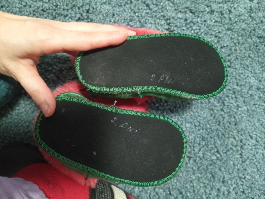 Papuci de casa îmblăniți, piele întoarsă 2 ani