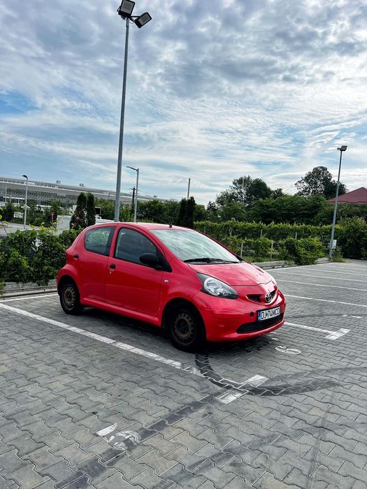 Toyota Aygo Toyota Aygo 2008 – 63.900 km – În stare foarte bună