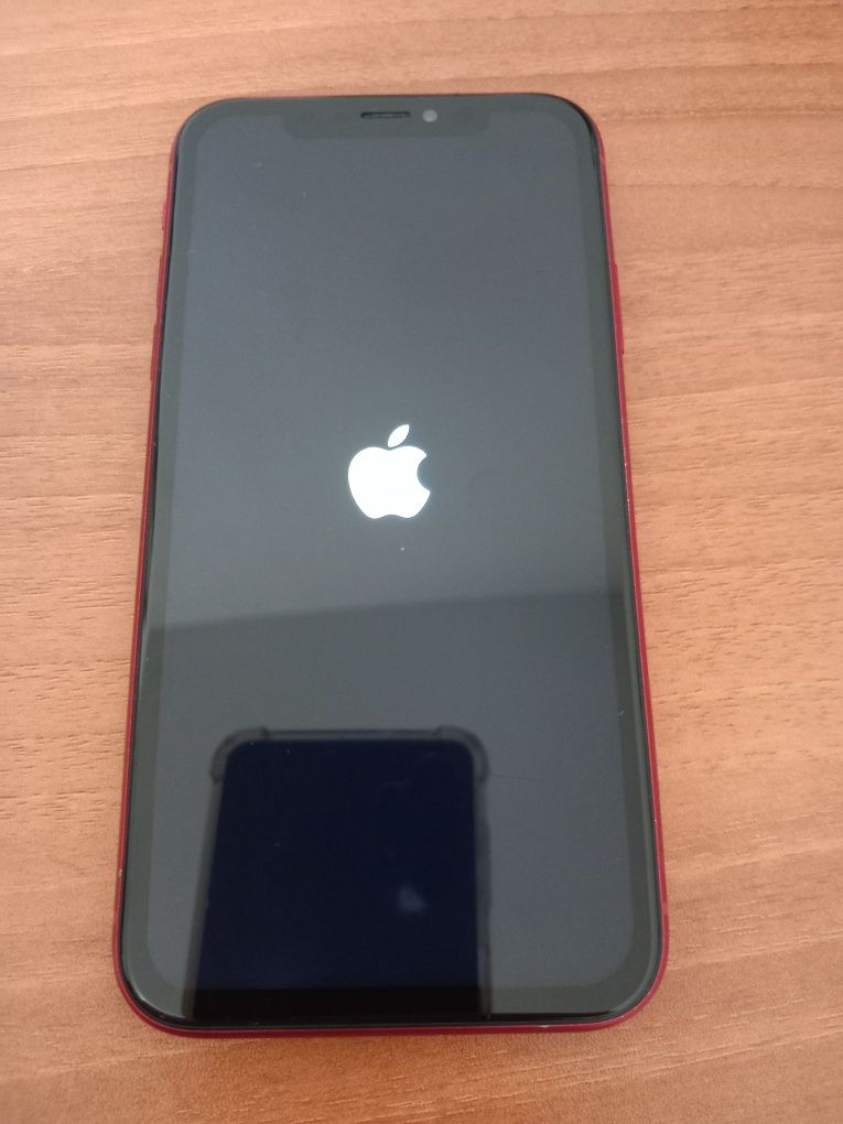 Телефон Iphone xr