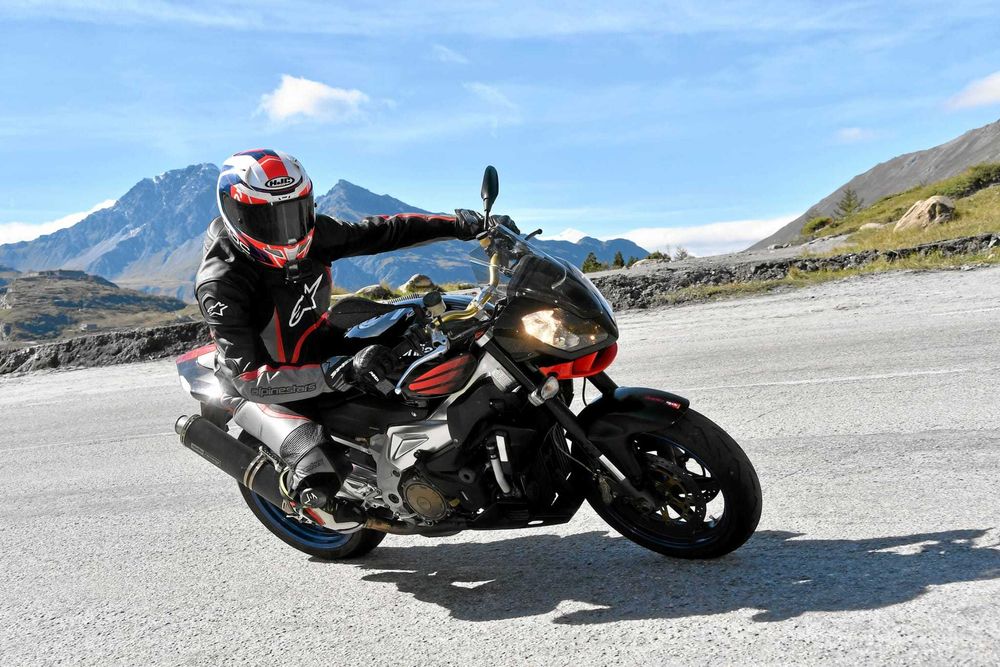 Aprilia RSV 1000R  - tuono v2