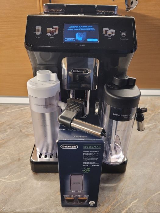 Автоматична кафемашина Delonghi Eletta Explore