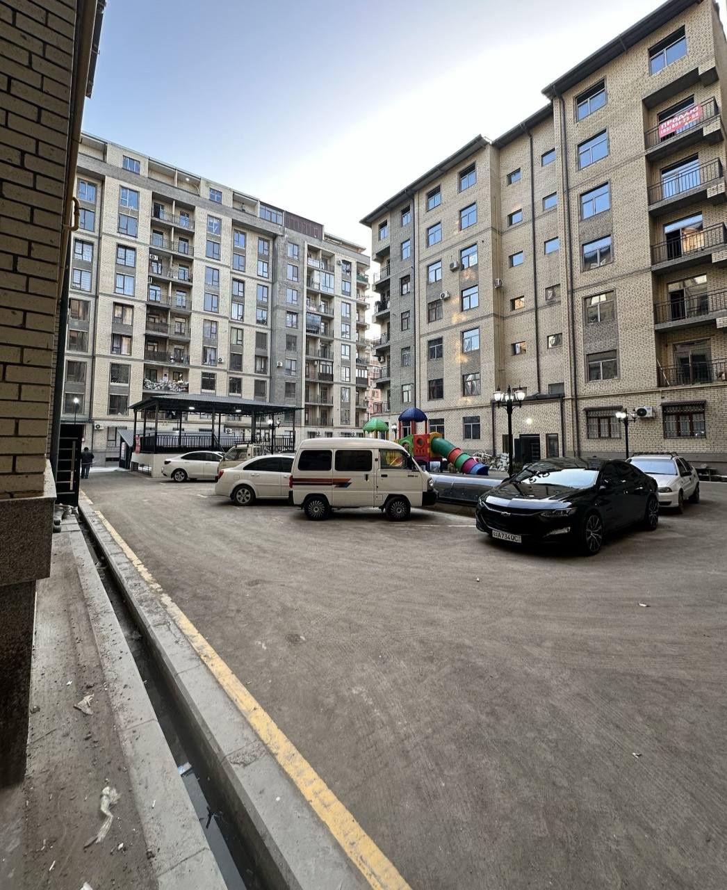 Продается 4х комнатная квартира,Renessans Building