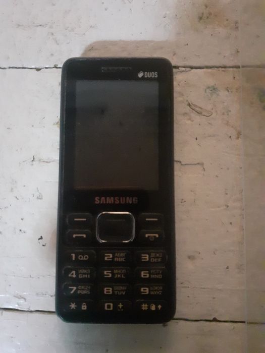 Самсунг простушка