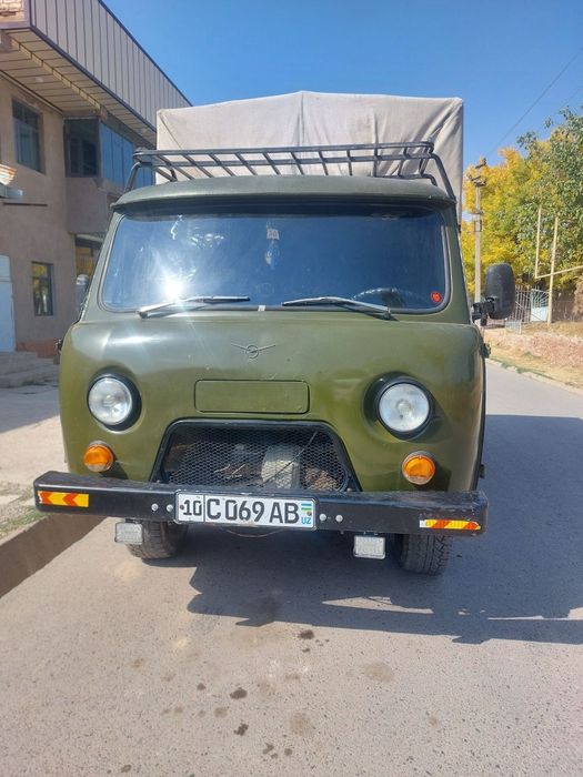 UAZ bortovoy ideal