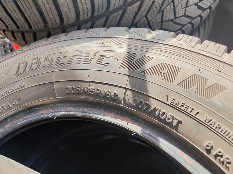 4бр.зимни гуми 205/65/16C Toyo