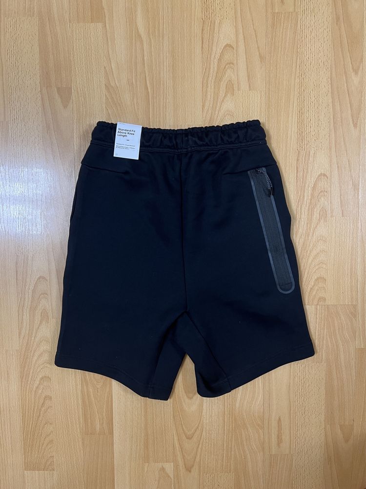 Nike Tech Fleece pantaloni scurti