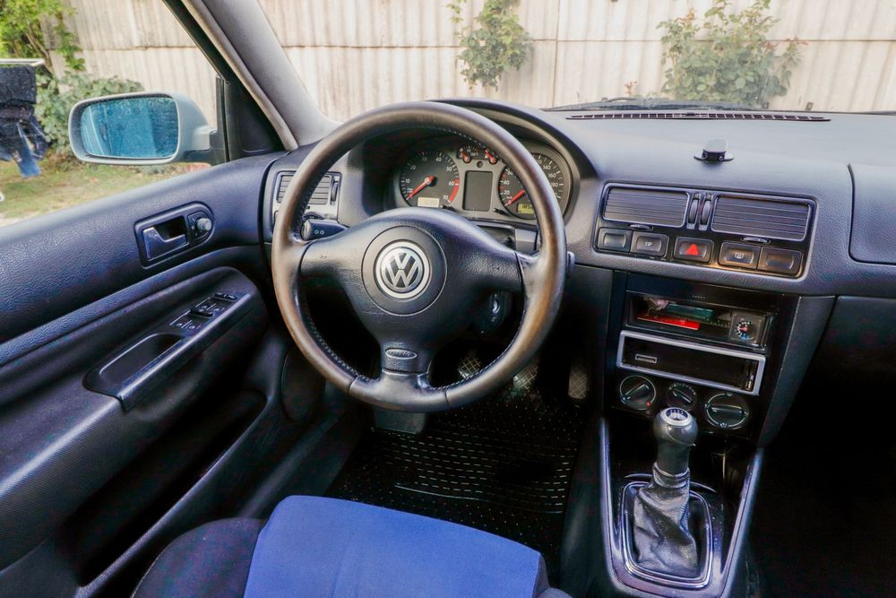 Golf 4 1.4 bezina 2001