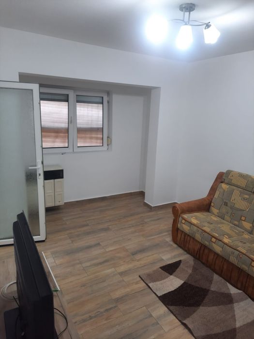 Garsoniera de vanzare