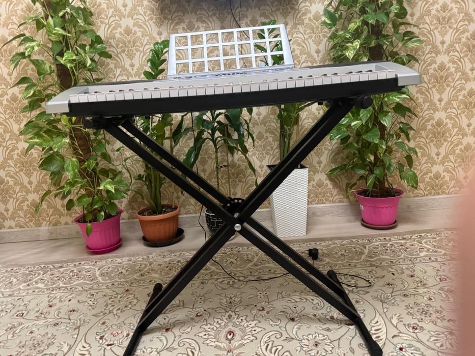 Синтезатор ARG с подставкой