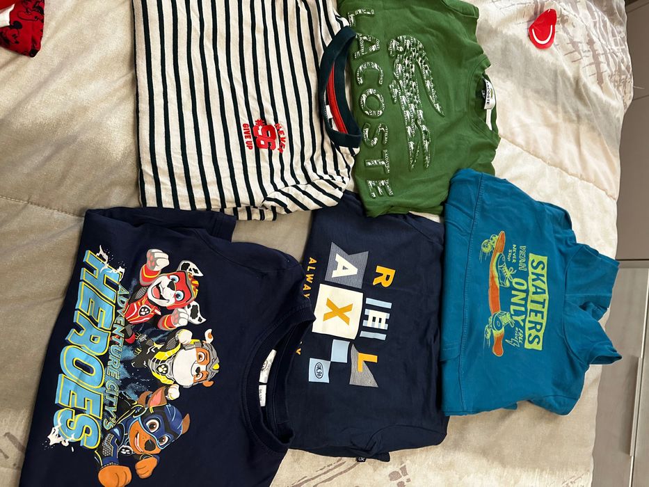 Блузки за момче 98-104 17бр.