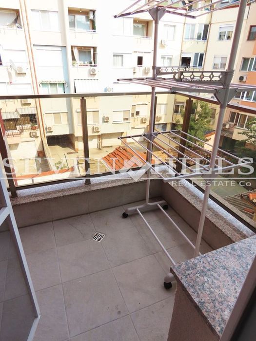 Дава се под наем Тристаен апартамент в Пловдив, Каменица 1 - 87 кв.м за 816 € - Снимка #11