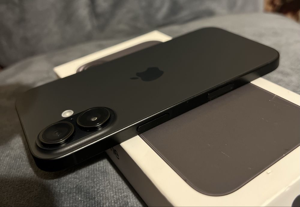 Iphone 16 128GB Black Нов