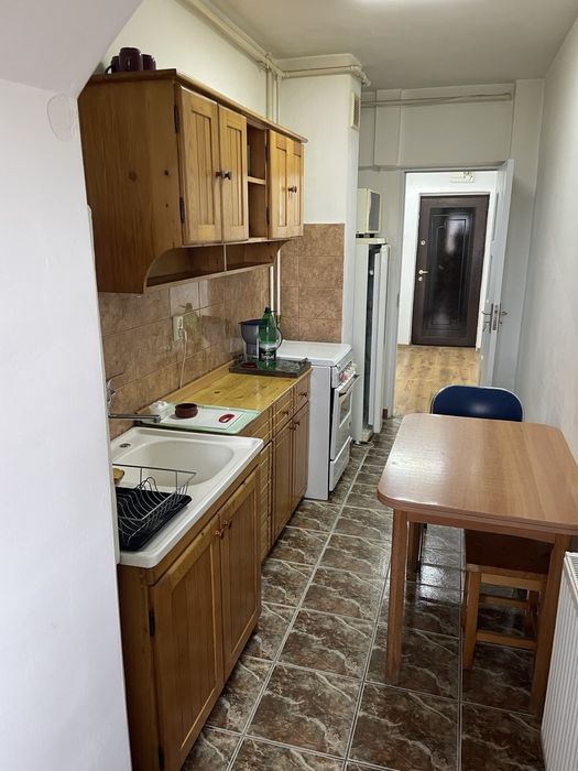 Închiriez apartament cu o camera , cartierul  Gheorgheni, Titulescu