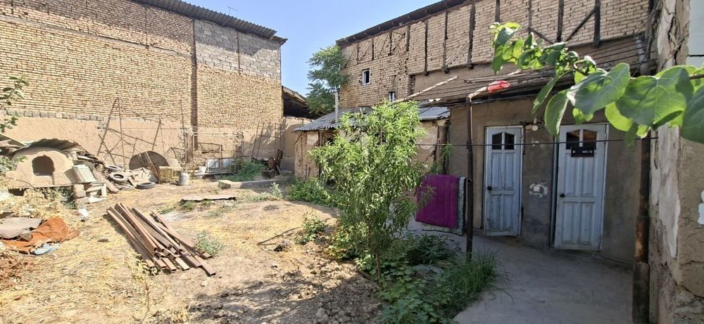 4 sotxli uy yern narxida hovli