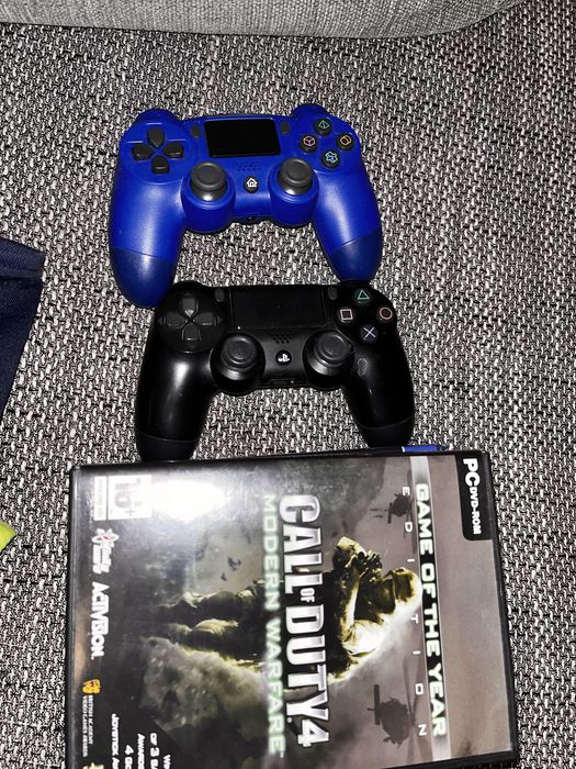 Ofer spre vanzare playstation  4 pro