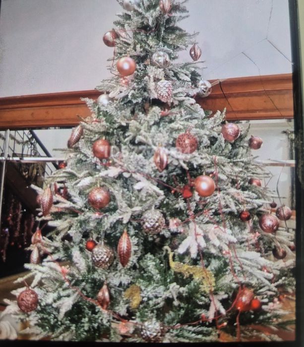 Продам елку 1,5 м