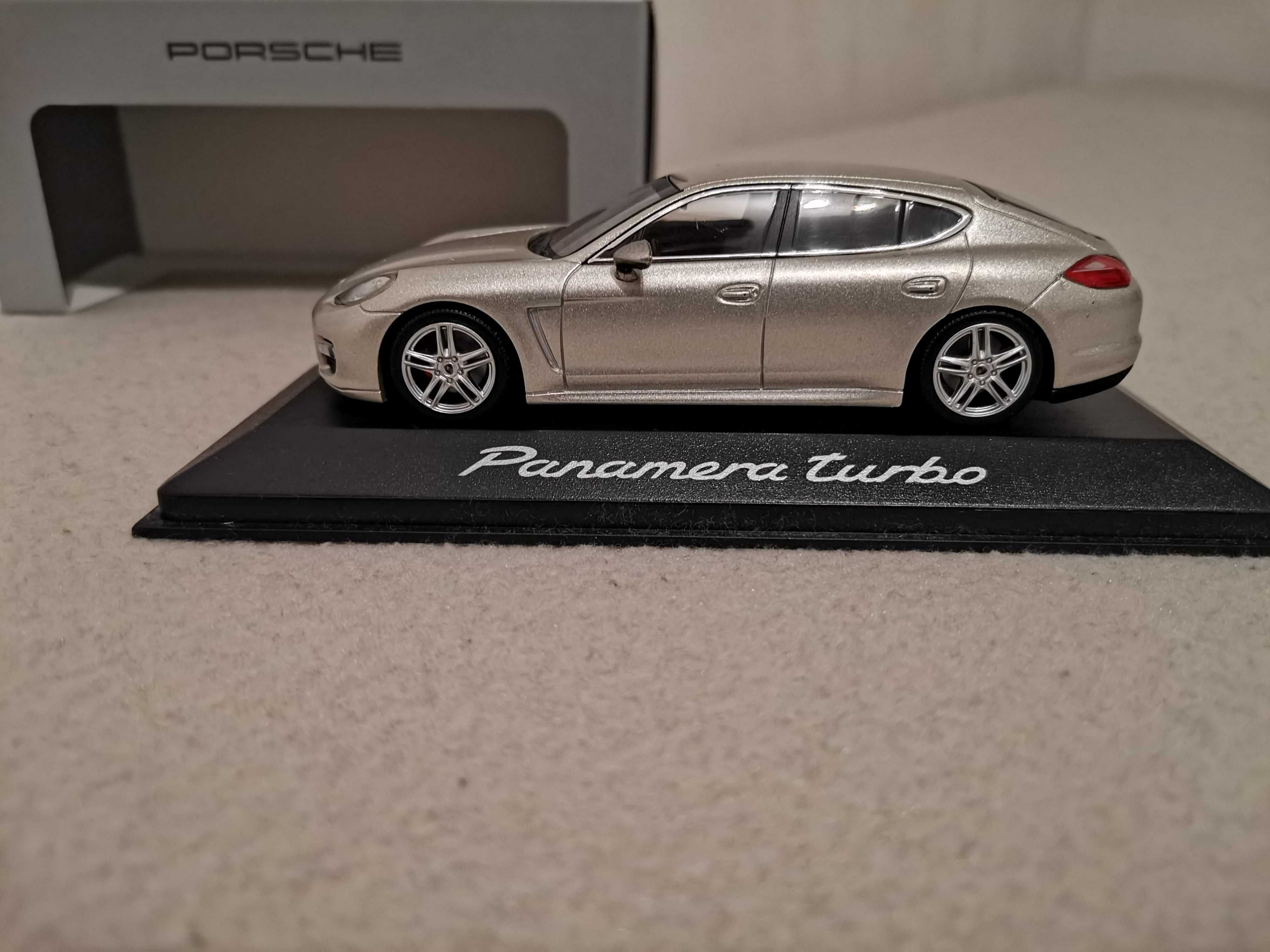Продавам умален модел на Porsche Panamera Turbo в мащаб 1:43