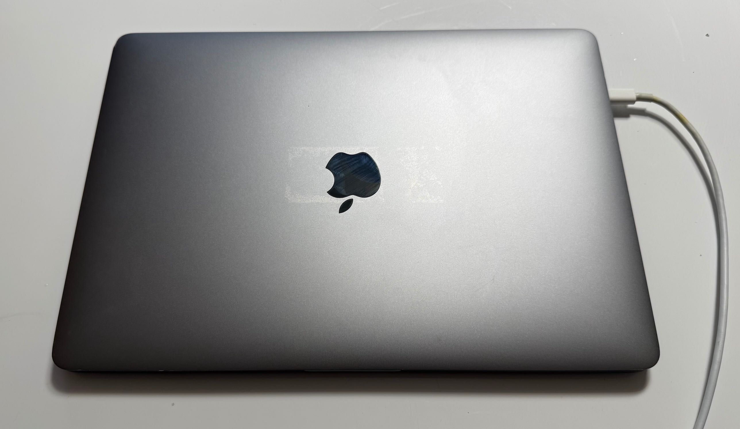 MacBook Pro 2018 13 inch Core i7 16 GB RAM, 512GB SSD