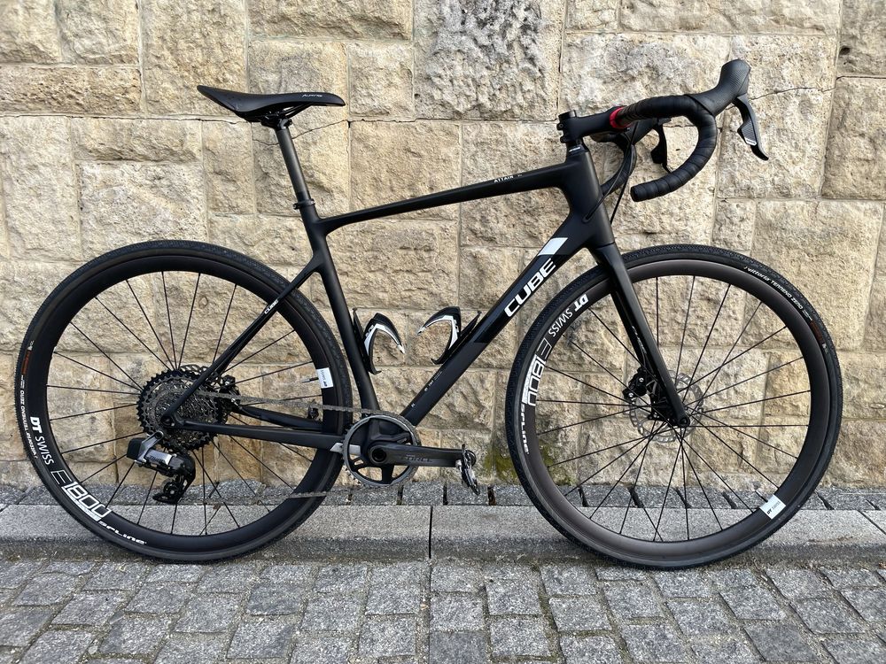 Bicicleta cursiera Cube carbon axs (specialized, trek, merida, focus)