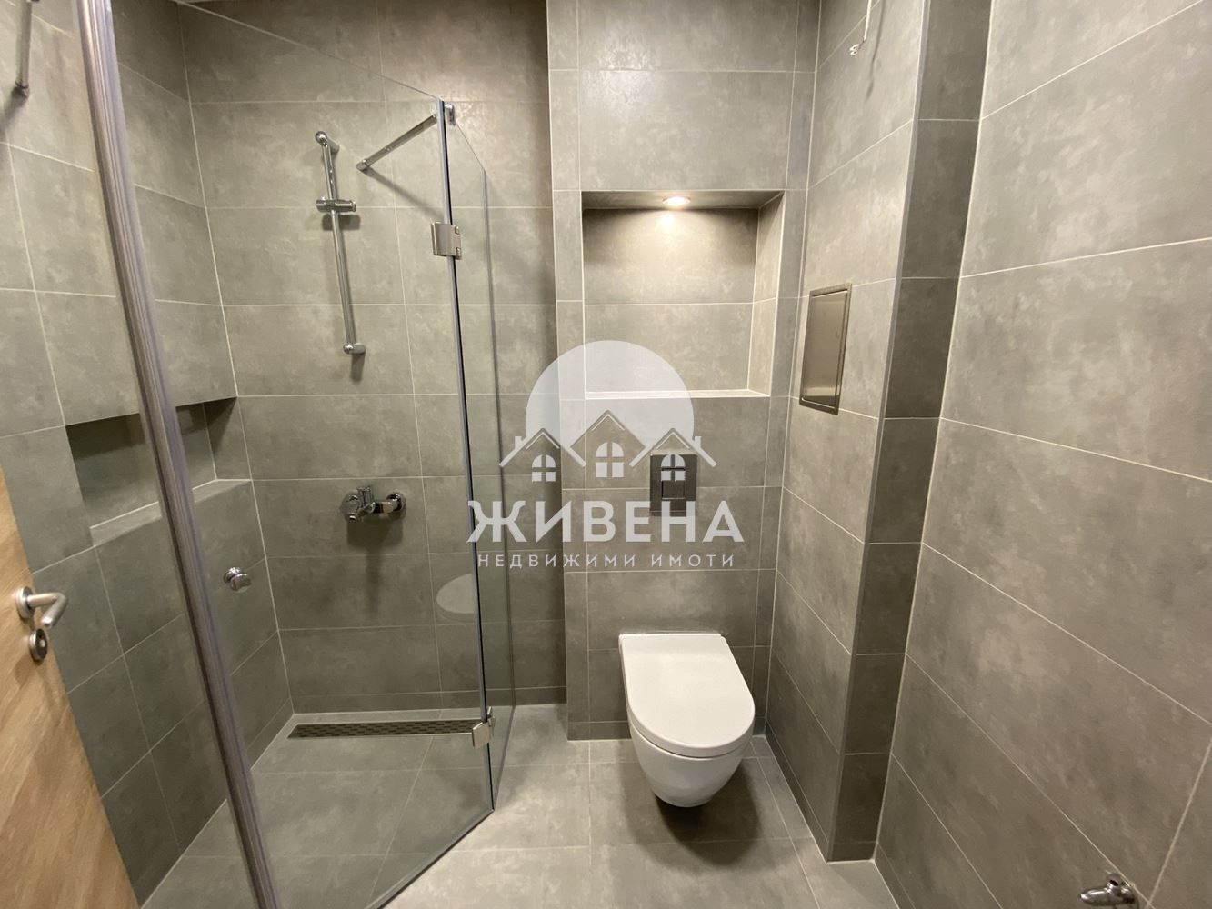 2-стаен апартамент, До ключ, к.к. Св.Св. Константин и Елена, 72 кв.м
