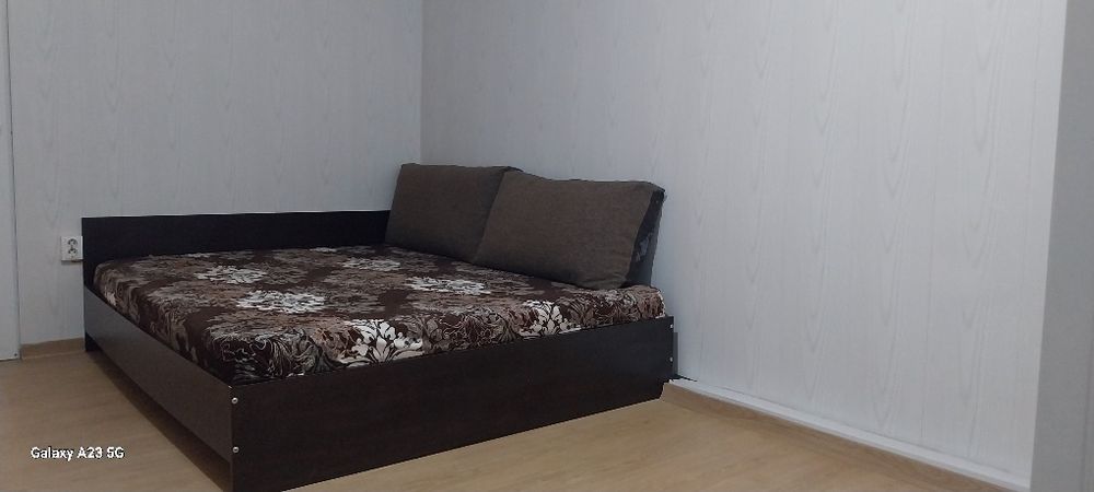 Închiriez garsoniera în Stefanesti