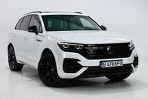 Volkswagen Touareg R 4 motion , E-hibrid, 462 CP