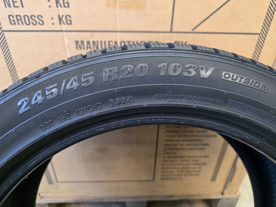 245/45/20 103V KUMHO SNOW Неразличими от НОВИ-DEMO-KOREA