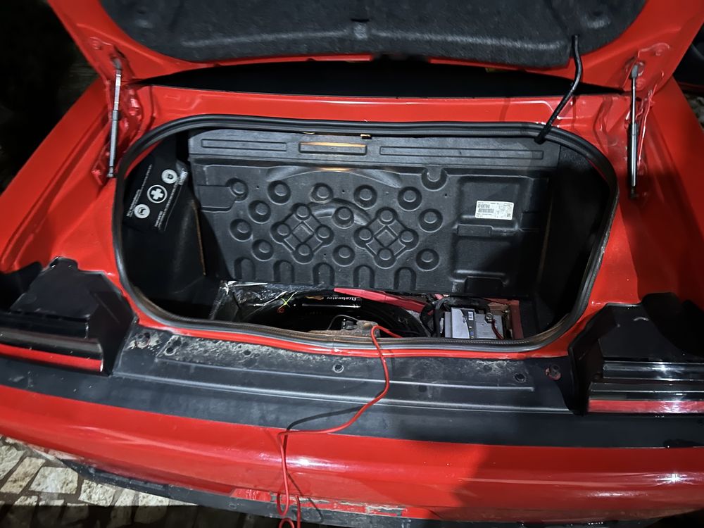 Montaj la domiciliu sau la noi statie audio si subwoofer auto