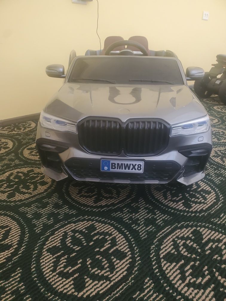 BMW8 model bolalar mashinasi