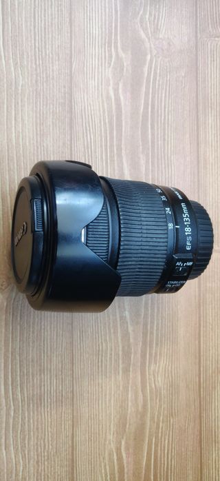 Canon 18-135  / 3.5-5,6 IS STM