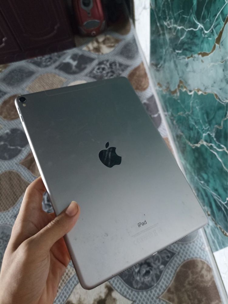 iPad Pro 10.5 dyum