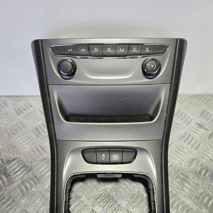 Consola centrala comanda climatronic Opel Astra K facelift 2019 2021
