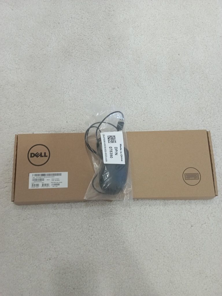Продавам клавиатура и мишка DELL