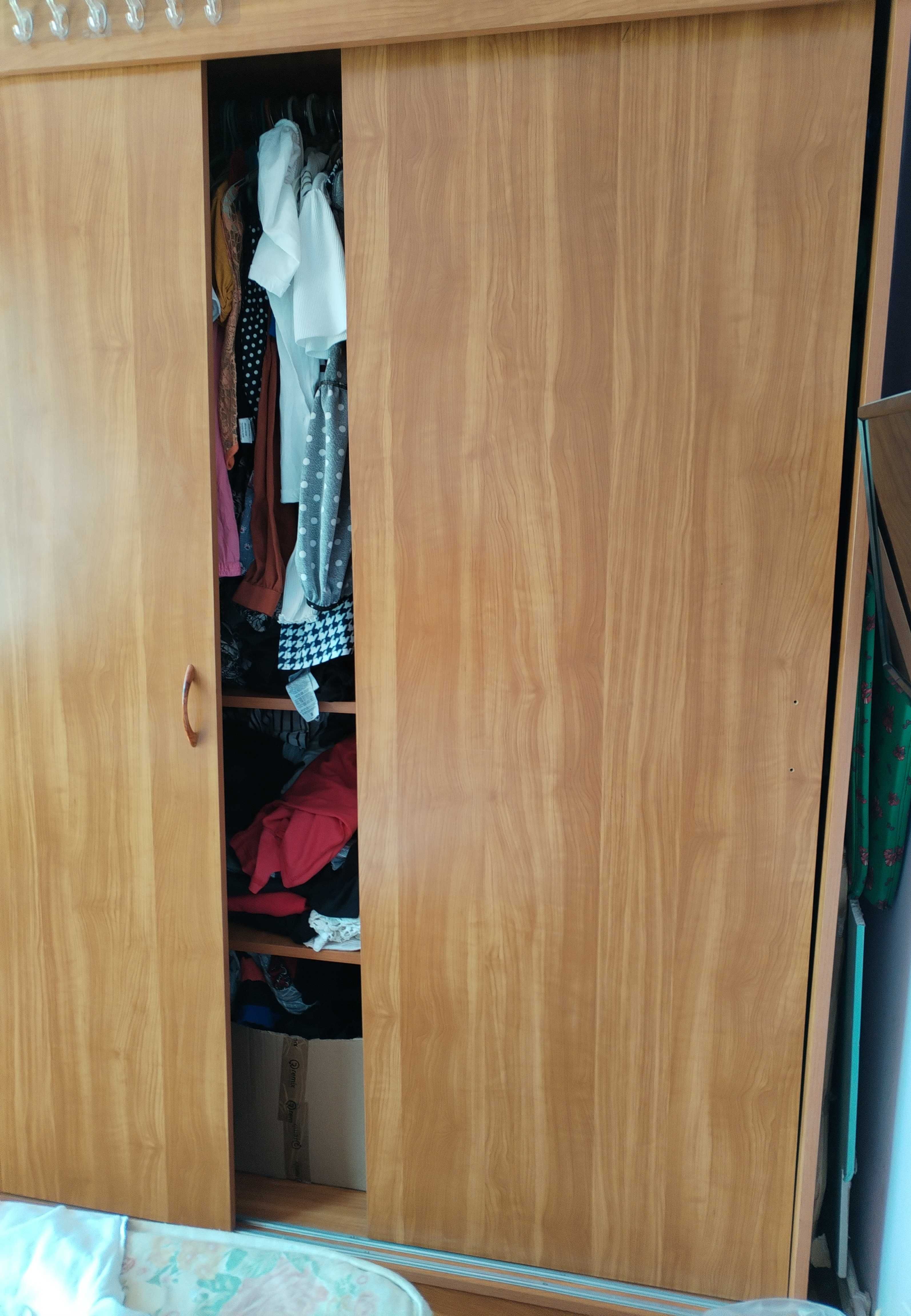 Vând Dulap/dressing