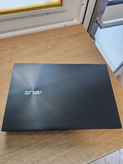 Laptop asus zenbook 13 oled