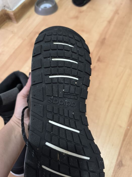 Мъжки кецове "Адидас"